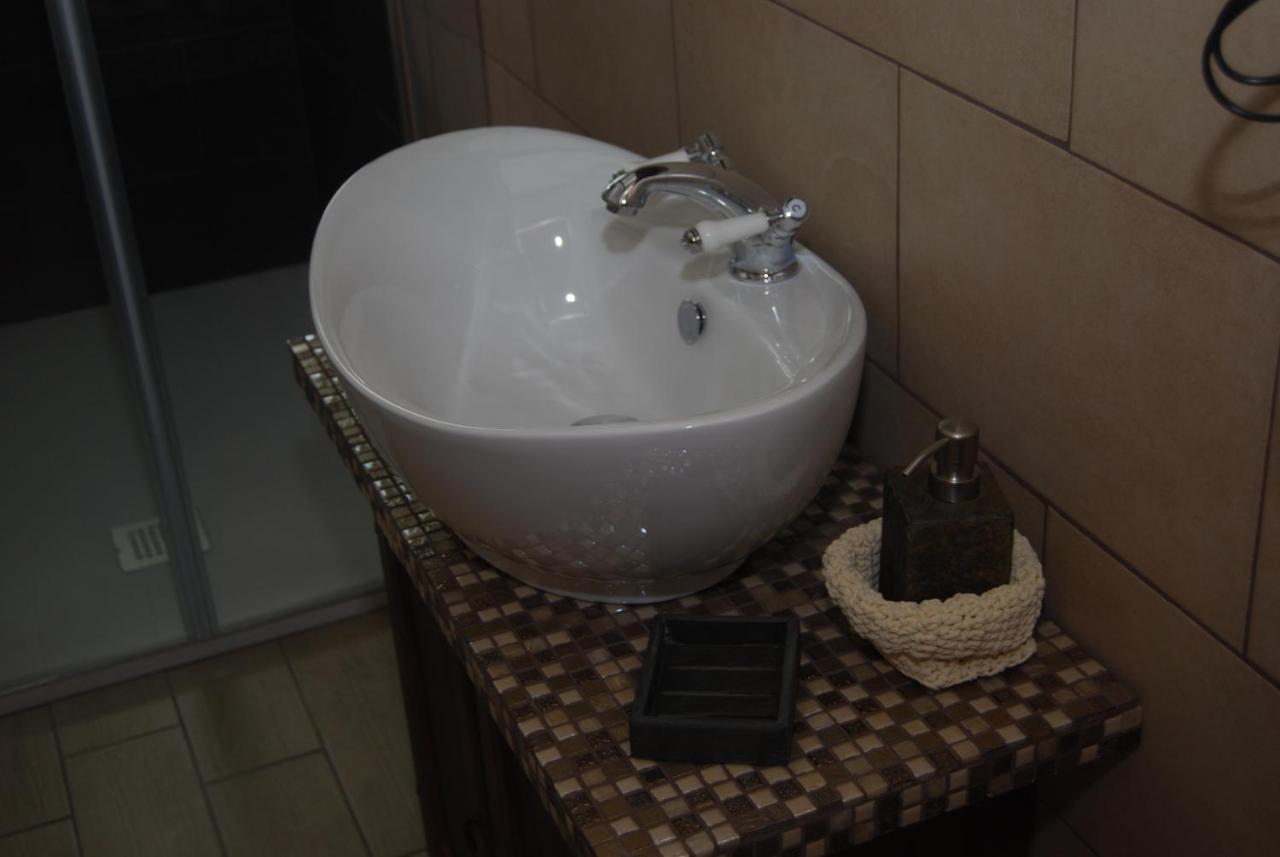 Domus Florio - Humanitas Rozzano Bed & Breakfast Pieve Emanuele Eksteriør bilde