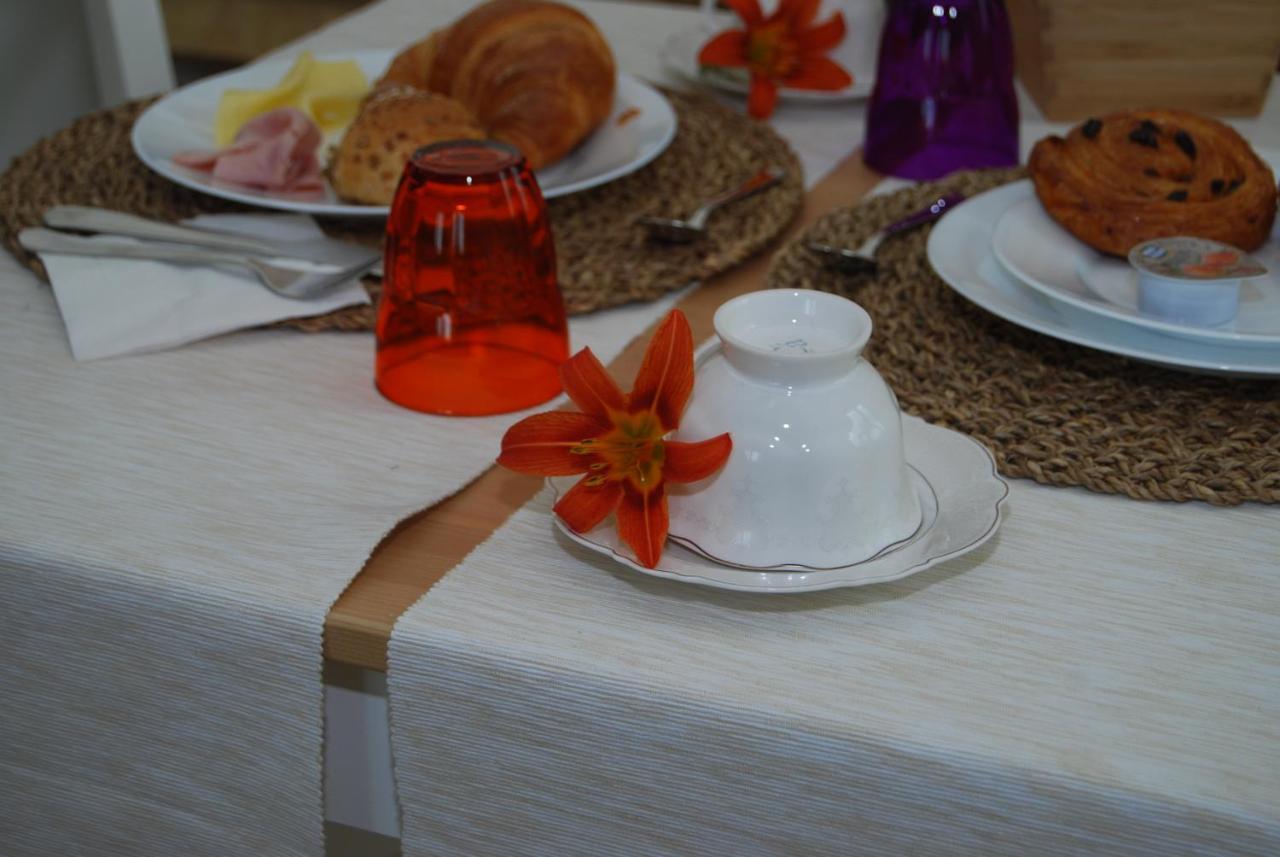 Domus Florio - Humanitas Rozzano Bed & Breakfast Pieve Emanuele Eksteriør bilde